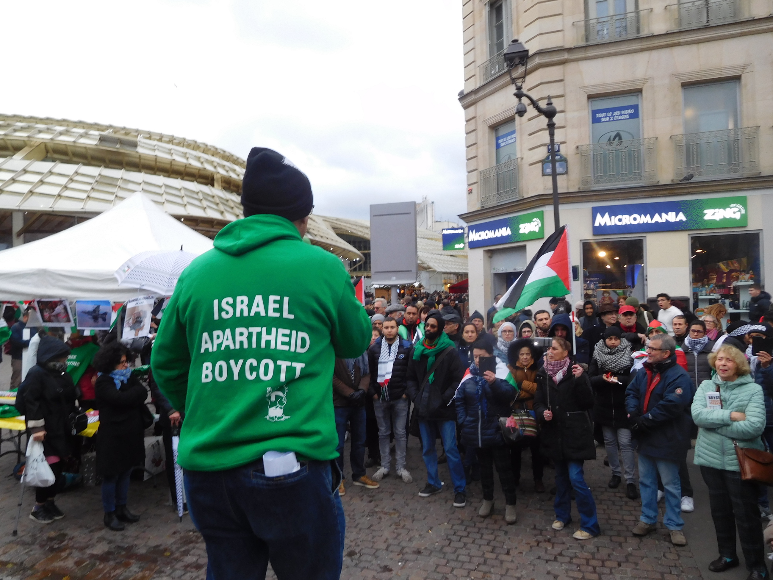 nicolas_dos_boycott_16_nov.jpg