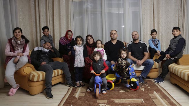 sumreen_family_jerusalem_est.jpg
