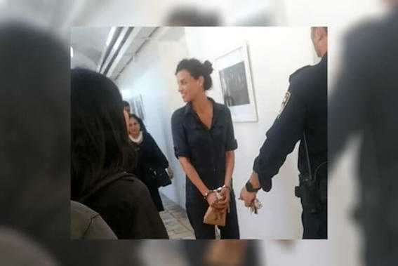 Yifat Doron, militante israélienne condamnée à 8 mois de prison pour avoir giflé le procureur israélien lors du procès d'Ahed Tamimi