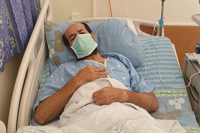 Maher al-Akhras entre la vie et la mort à son 75ème jour de grève de la faim