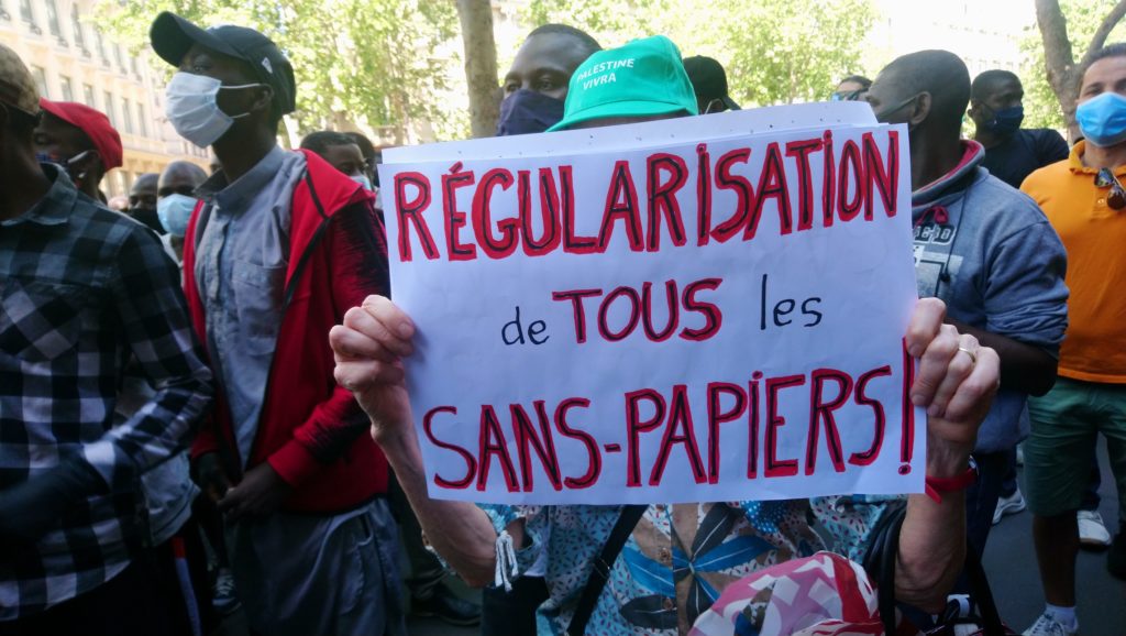 Marche des sans-Papiers : "Nous voulons marcher vers l’Elysée !"