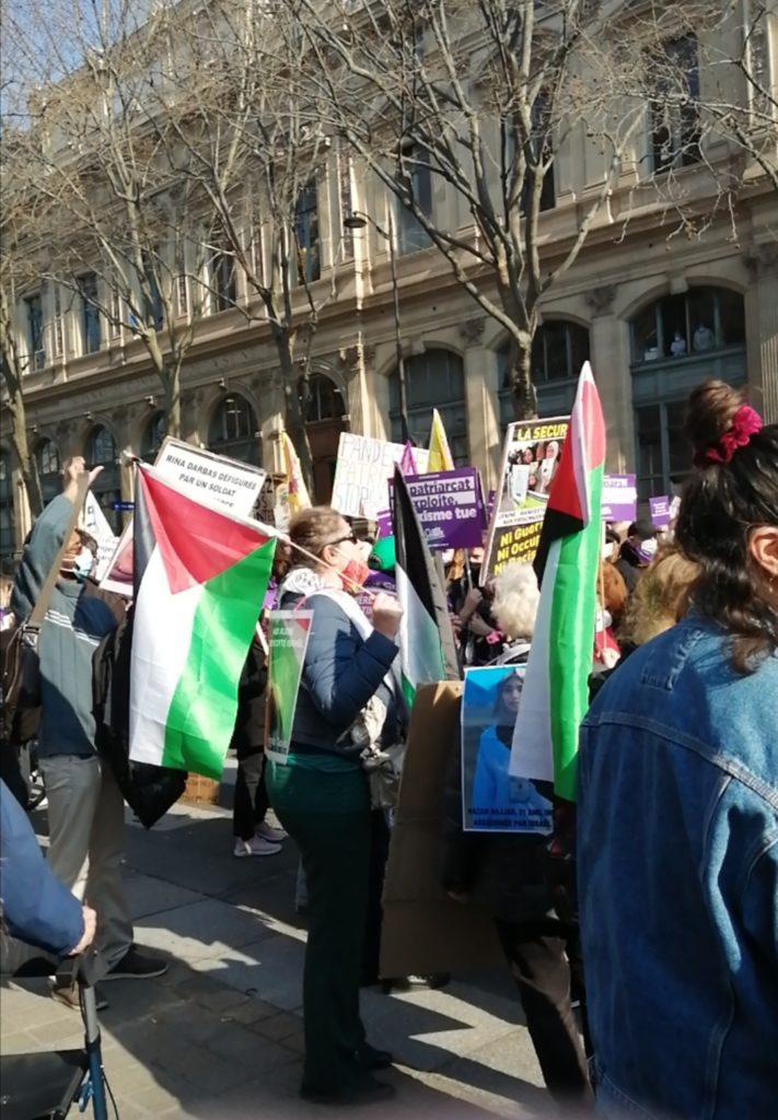 Les femmes palestiniennes dans la manifestation parisienne (Photos)