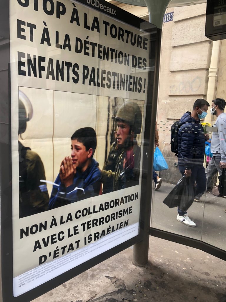 A Lyon, les jeunes expriment leur colère face au silence complice du gouvernement (vidéo, photos)