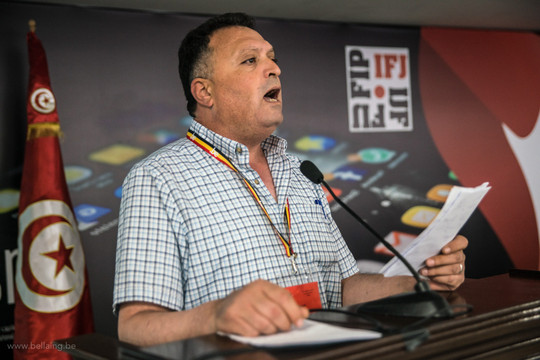 La Fédération Internationale des Journalistes exige la réintégration à l'AFP de Nasser Abu Bakr