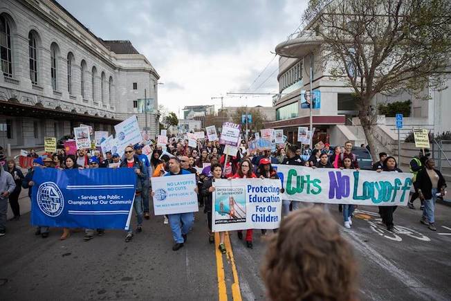 Le syndicat des enseignants de San Francisco vote le BDS et 500 salariés d'Amazon demandent à la firme de soutenir les Palestiniens