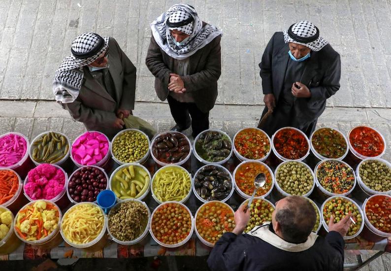 Nouvelle attaque israélienne : la fermeture du syndicat agricole palestinien !