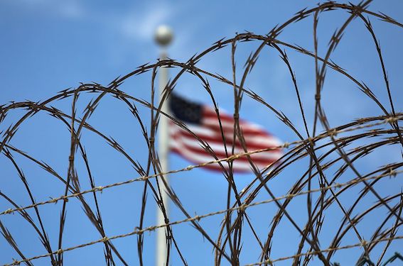 Sous Biden, les détentions illégales à Guantánamo continuent