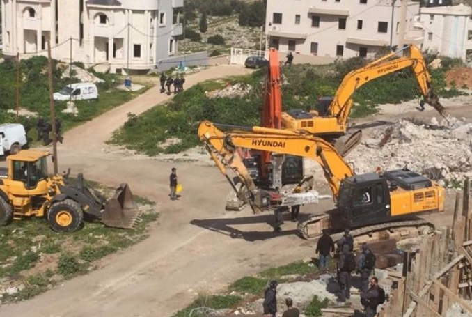 Dans une ville palestinienne au centre d'Israël, 30 propriétaires de magasins expulsés