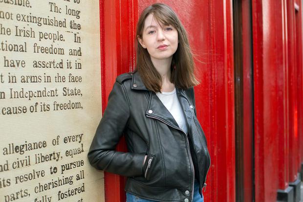 BDS :  la romancière irlandaise Sally Rooney soutenue par 70 écrivains et éditeurs