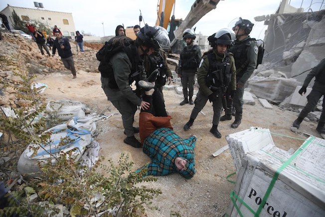 Crime de guerre : démolition en chaîne des maisons palestiniennes