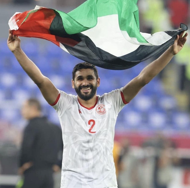 Les footballeurs tunisiens aussi affichent la Palestine !