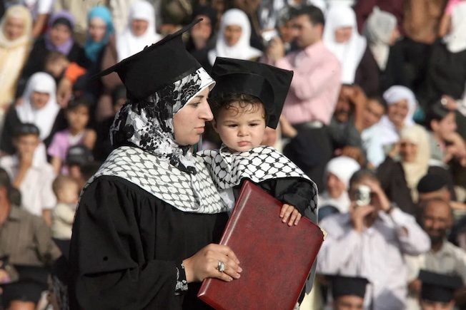 Apartheid : Israël s'arroge le droit de décider qui peut enseigner dans les universités palestiniennes !