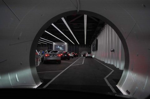 Construction d'un réseau d'autoroutes souterraines à travers la Cisjordanie : Réalité ou fiction ?