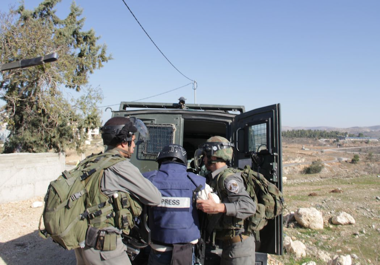 L'attaque permanente des journalistes palestiniens (Vidéo)