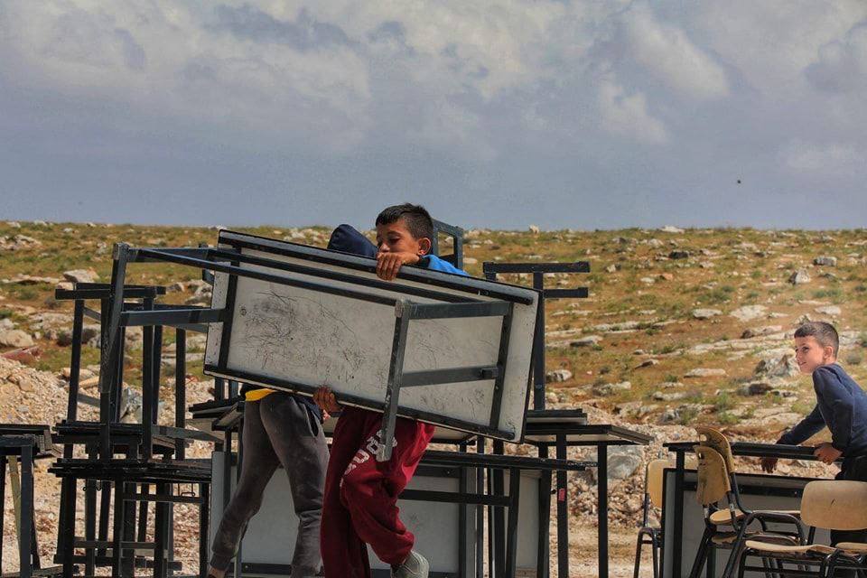 Résistance : A peine démolie par Israël, l'école Bayt Ta'mar est reconstruite ! (Vidéo)