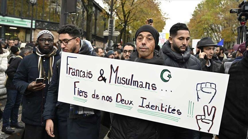 Non aux discriminations racistes du gouvernement !