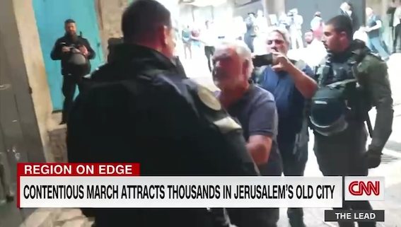 L'armée israélienne attaque un journaliste de CNN (Vidéo)