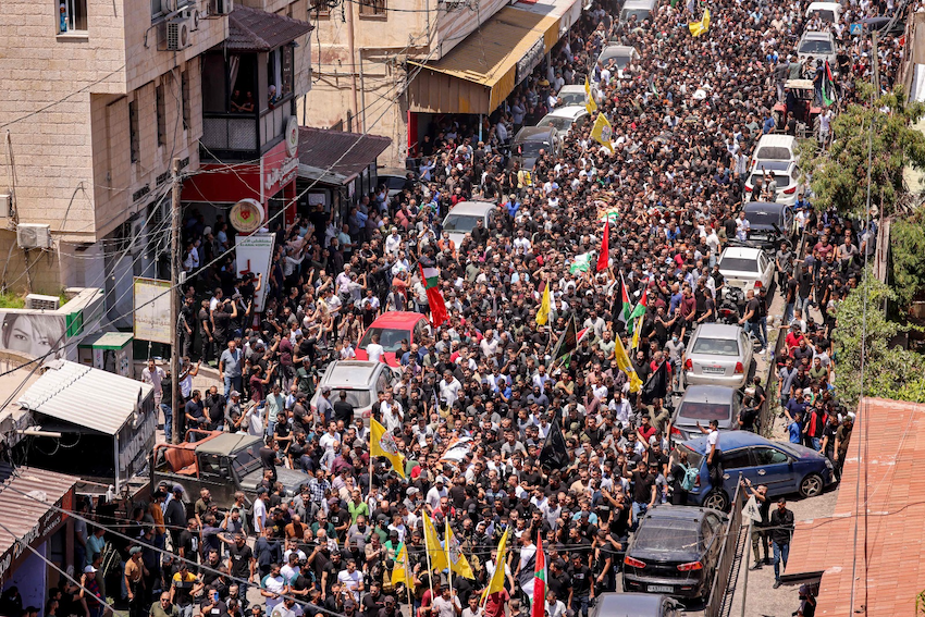 Des milliers de Palestiniens aux funérailles des martyrs de Jénine ce mercredi