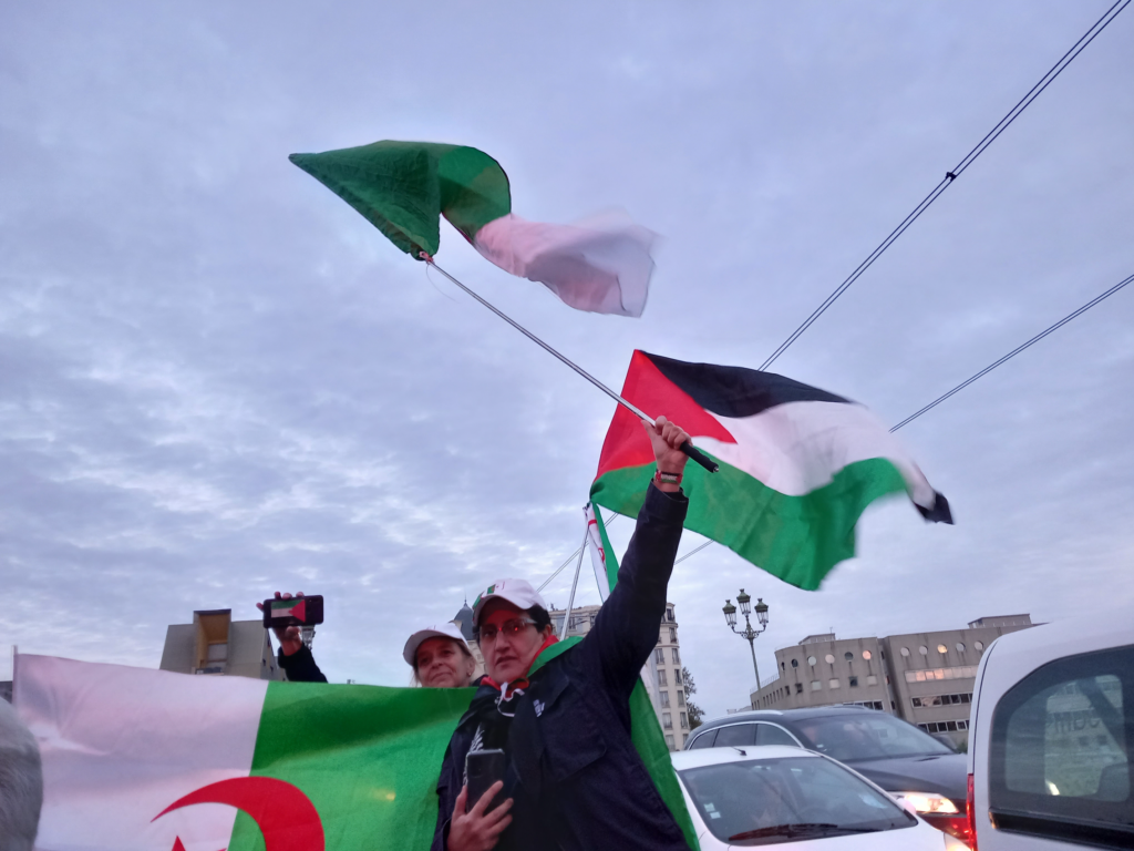 Commémoration émouvante du 17 octobre 1961 à l'Île Saint-Denis, sans oublier la Palestine