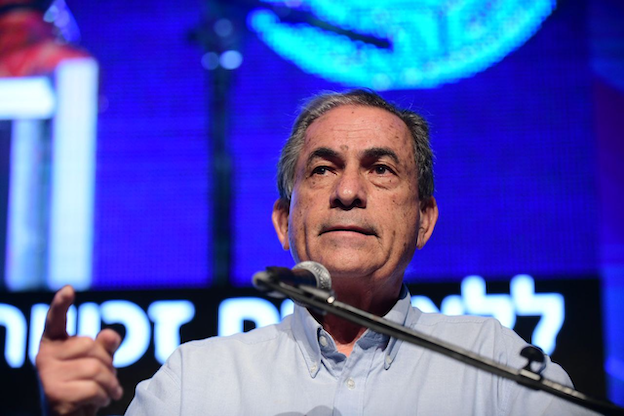 Gideon Levy monte à nouveau au créneau contre Israël