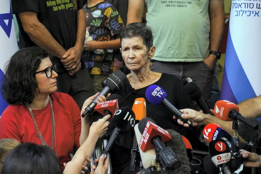 L’ex-otage Yocheved Lifshitz raconte sa captivité de 16 jours