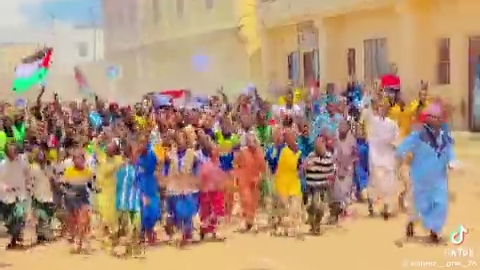 Manifestation d'enfants somaliens en solidarité avec les enfants de Gaza (Vidéo)