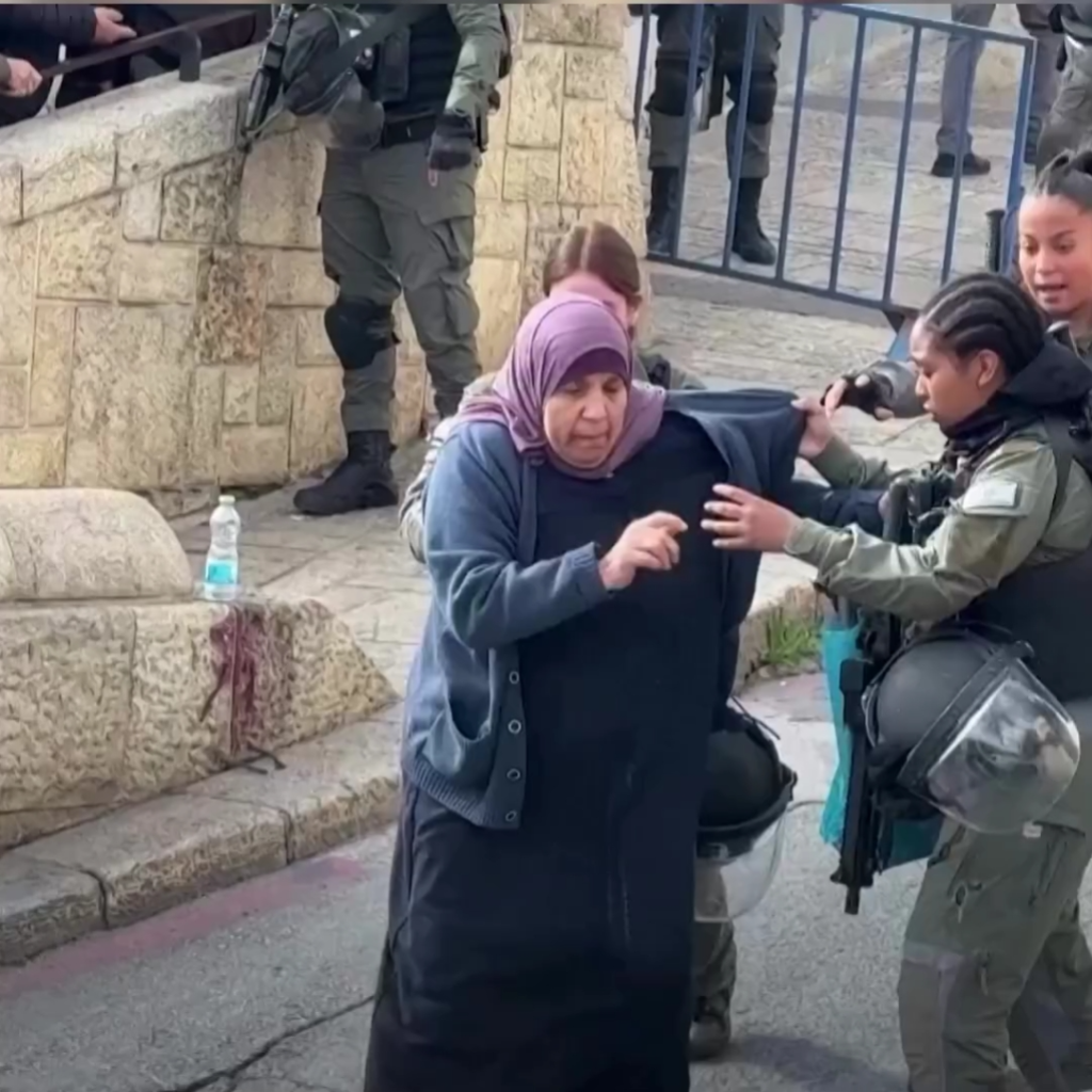 Exécution à Ramallah, et Al-Aqsa interdite aux fidèles à Jérusalem