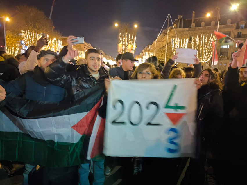 Champs Élysées : On a souhaité une  meilleure année 2024 aux Palestiniens (Vidéos)