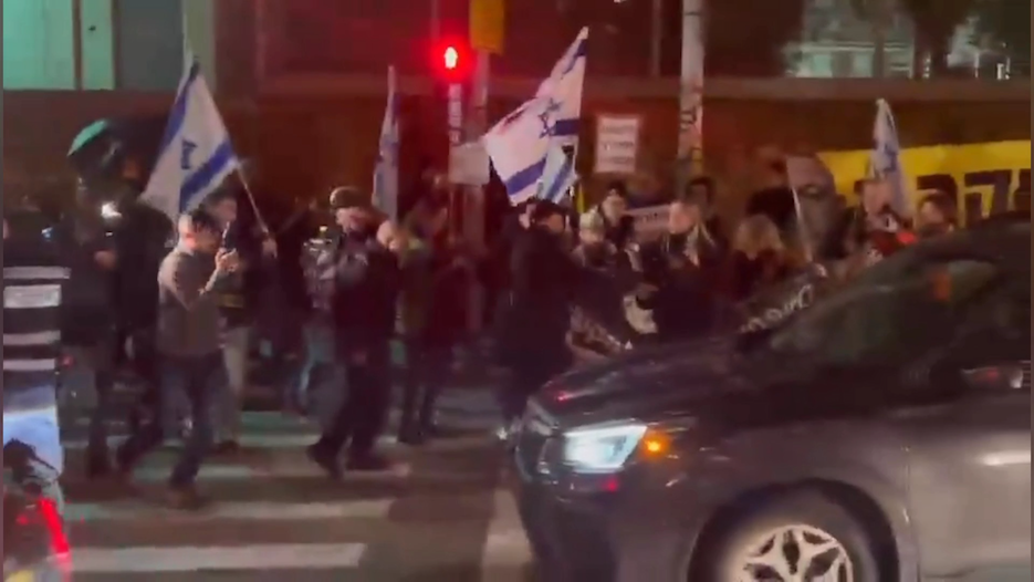Répression de plus en plus voyante des Israéliens qui réclament un accord d'échange sur les otages.