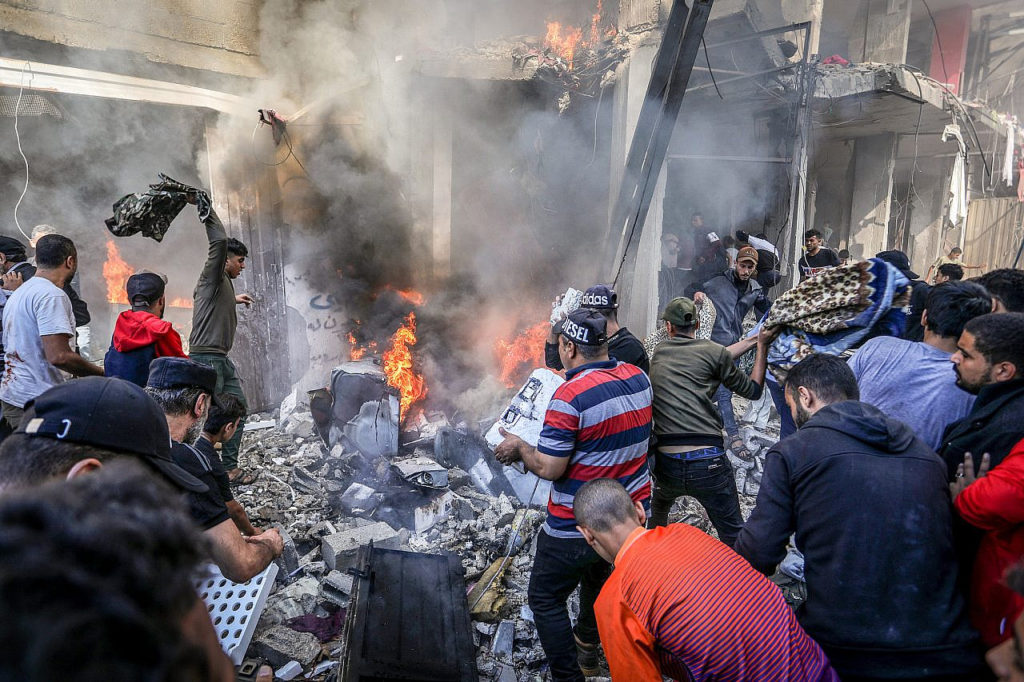 De 10 à 100 civils palestiniens assassinés pour chaque combattant visé par les génocidaires !