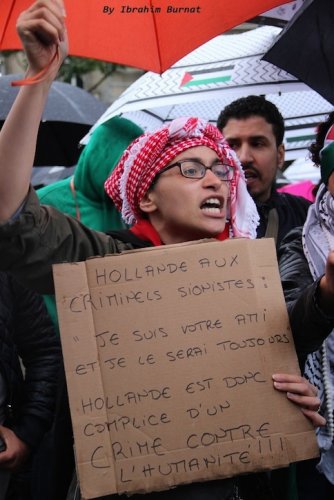 affiche_hollande_meilleure_femme_en_cole_re.jpg
