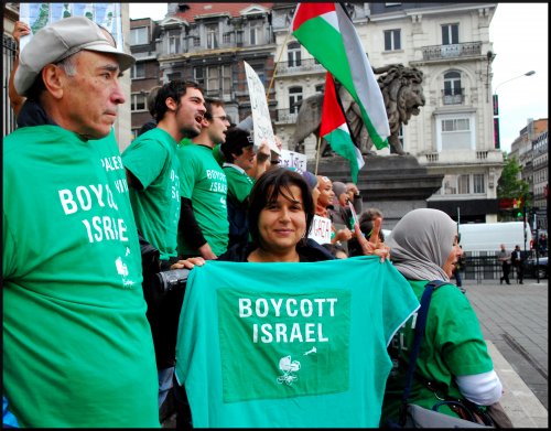 boycott_nadia_et_autres_parlement.jpg