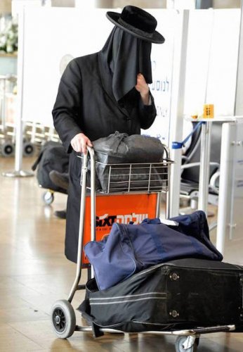 burqa_homme_tel_aviv.jpg