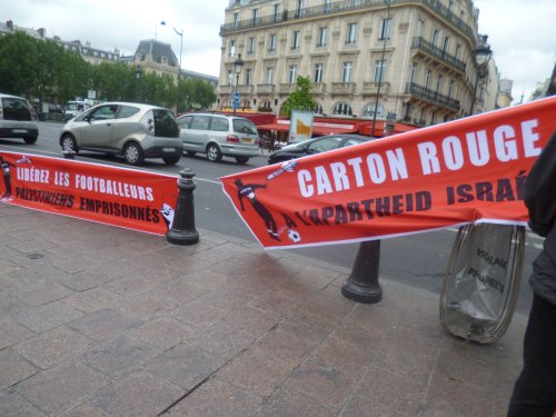 carton_rouge_et_libe_rez.jpg