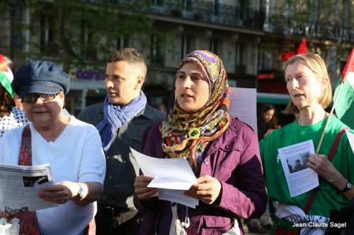 chorale_femme_foulard.jpg