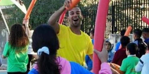 clown_abu_sakha_avec_enfants-2.jpg