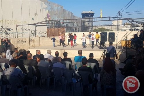 dabke_aida_en_pre_sence_familles_de_prisonniers.jpg