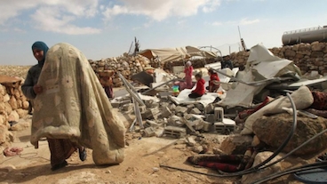 destruction_maisons_finance_es_ue.jpg