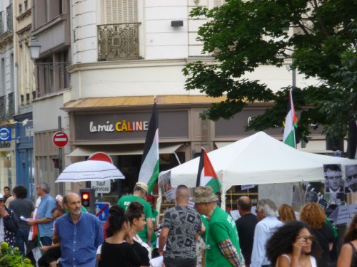 du_monde_au_stand_troyes.jpg