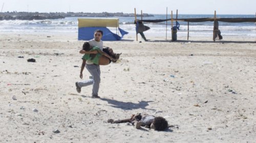 enfant_plage_gaza_foot_bonne_taille-3.jpg