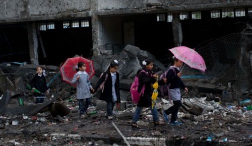 enfants_e_cole_de_truite_gaza.jpg