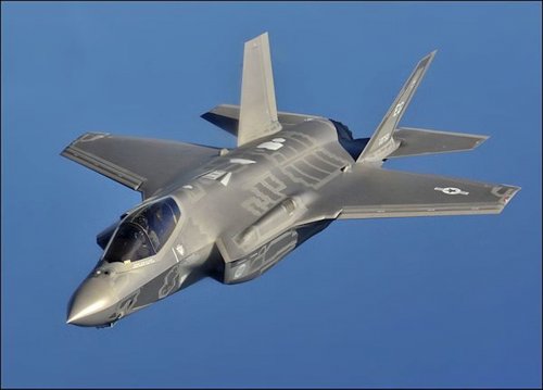 f-35a_flight__cropped_.jpg