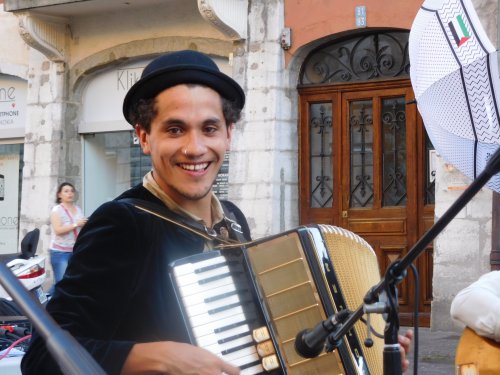 facundo_accorde_on_souriant_chambery.jpg