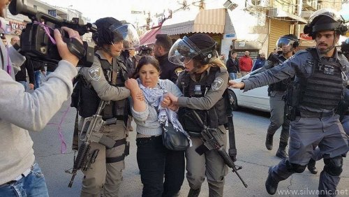femme_arre_te_e_bethleem.jpg