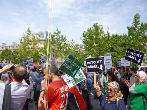 foule_boycott.jpg