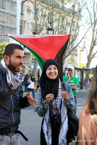 ibrahim_et_jeune_fille.jpg
