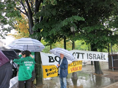 invalides_boycott_israel.jpg