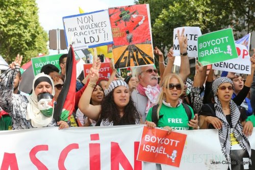 jamila_et_autres_boycott.jpg