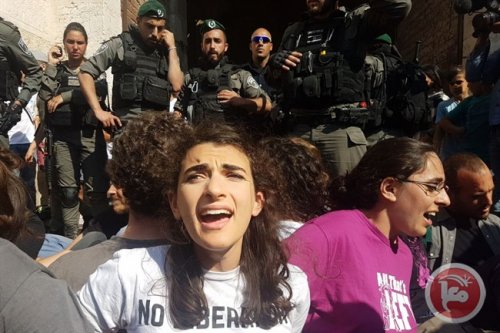 jeunes_filles_de_fendent_al_aqsa.jpg