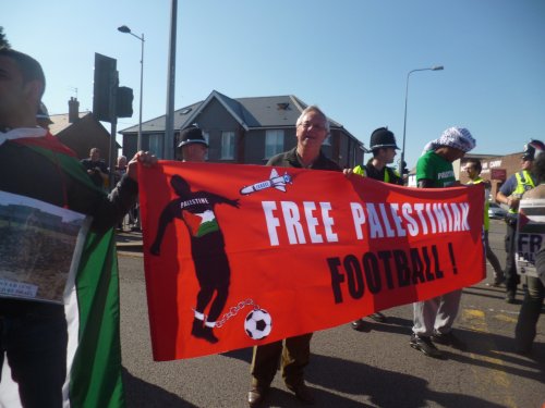 jim_free_palestinian_football.jpg